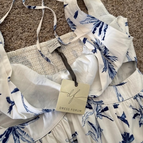 NWT Dress Forum CALLIE BLUE PALM TREE PRINT COTTON CUT-OUT MAXI DRESS 
sz Large - Picture 11 of 12